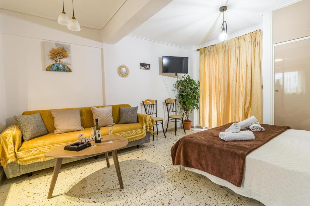 Loutraki Beach & Casino Condo ภายนอก รูปภาพ